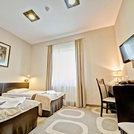 Hotel Picaro Stok Лагув Номер фото
